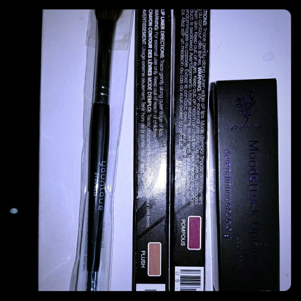 Younique makeup lot